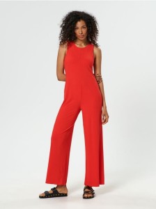 Kombinezon na ramiączkach - czerwony