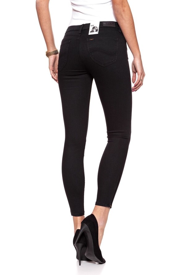 SPODNIE DAMSKIE LEE SCARLETT CROPPED BLACK RINSE L30CAE47 112106320