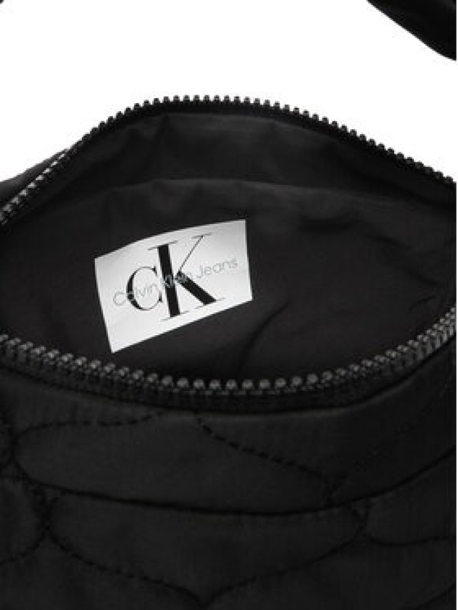 Calvin Klein Torebka Quilted Shoulder Bag IU0IU00724 Czarny