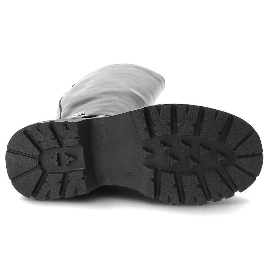 Kozaki damskie Filippo, skórzana licowa cholewka zapinana na zamek i na płaskim obcasie, czarne, DKZ7325-25-BK