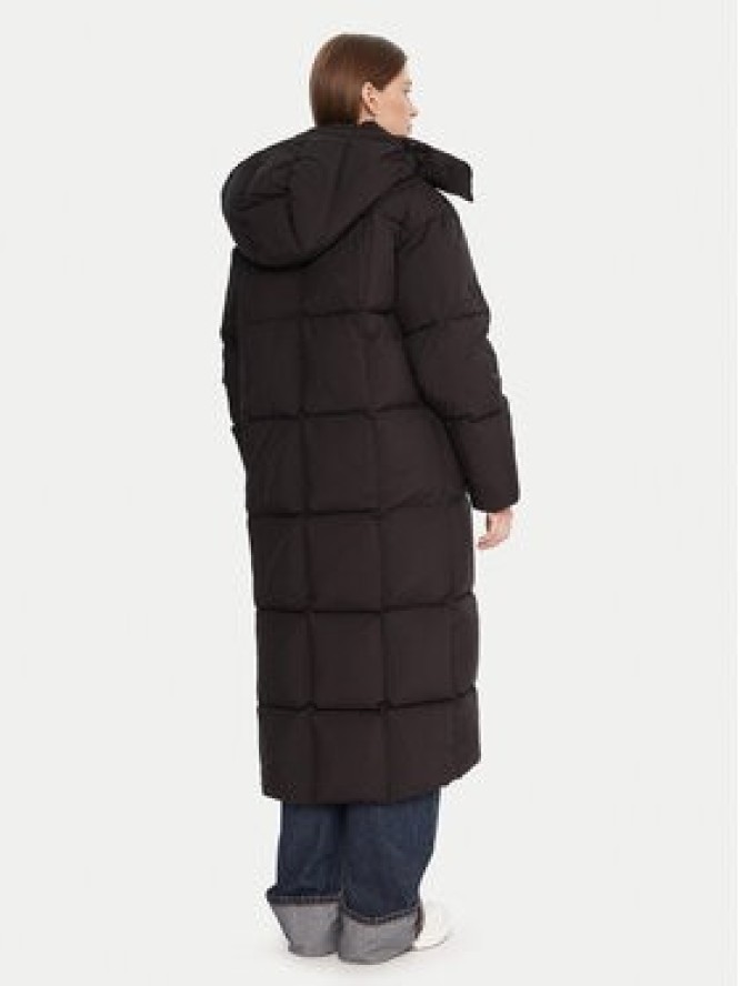 Tommy Jeans Kurtka puchowa Alaska DW0DW21977 Czarny Relaxed Fit