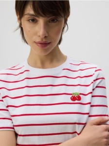 T-shirt z drobnym haftem - wielobarwny