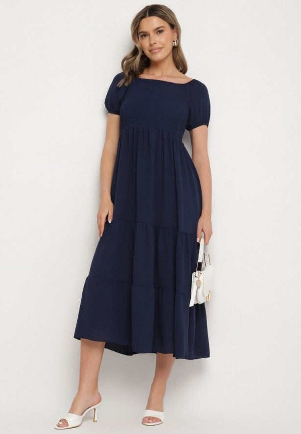 Granatowa Rozkloszowana Sukienka z Dekoltem Typu Hiszpanka z Marszczeniem Lumorice