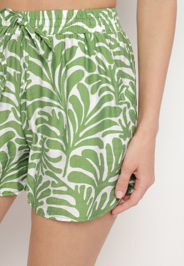 Zielone Szorty w Geometryczny Wzór Reviare