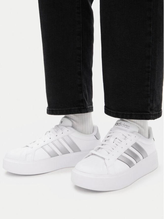 adidas Sneakersy Streettalk Bold KJ3857 Biały