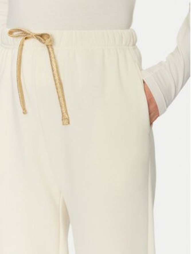 Pieces Spodnie dresowe Chilli 17121099 Beżowy Regular Fit