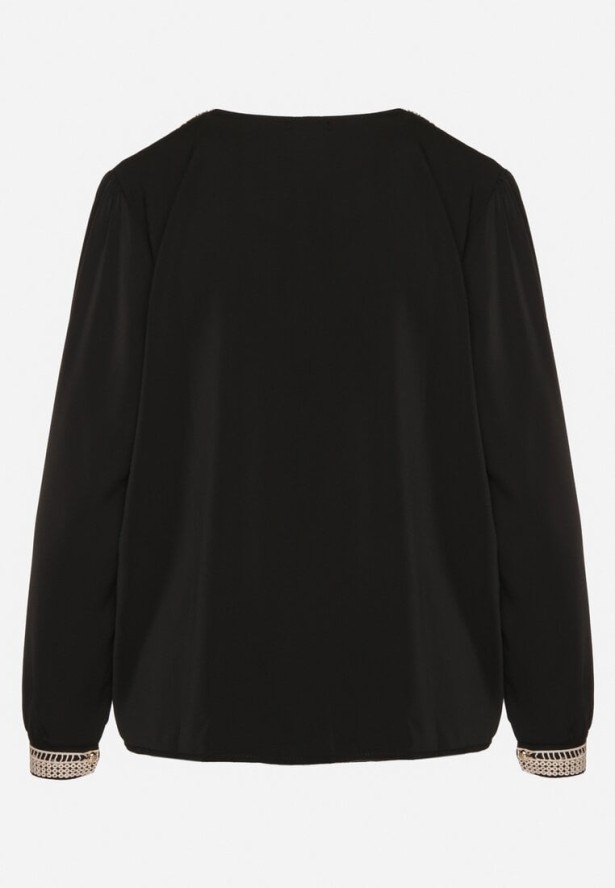 Czarna Bluzka w Rustykalnym Stylu z Koronką i Dekoltem w Serek Gonlira