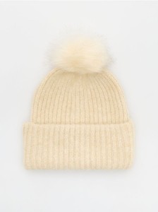 Czapka beanie z pomponem - złamana biel