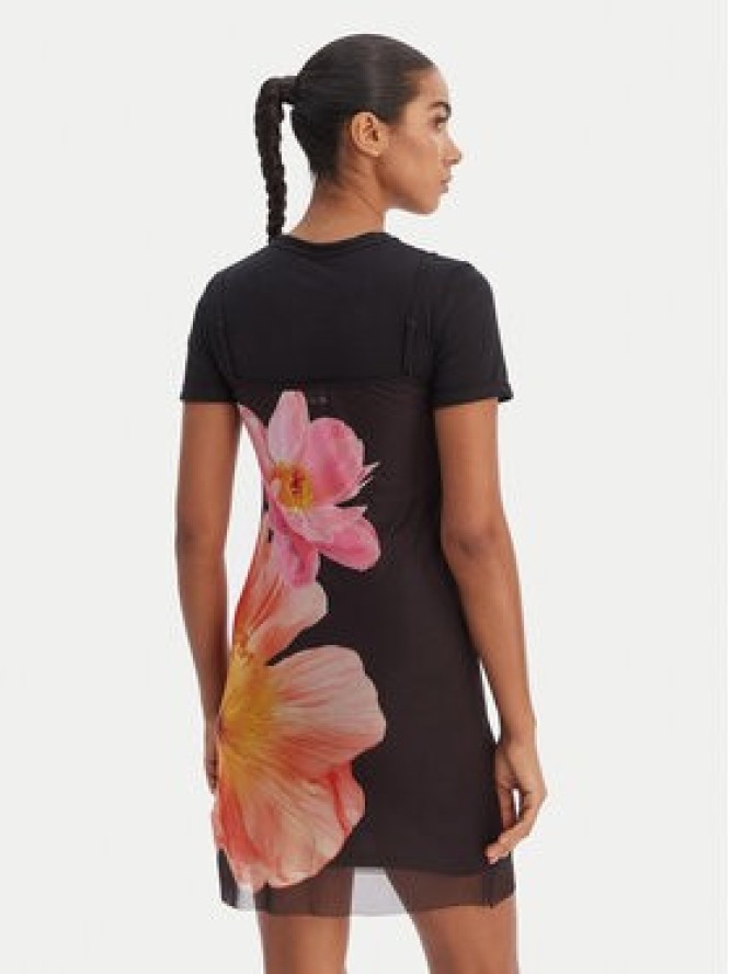 Desigual Sukienka dzianinowa 26SWVK20 Czarny Slim Fit