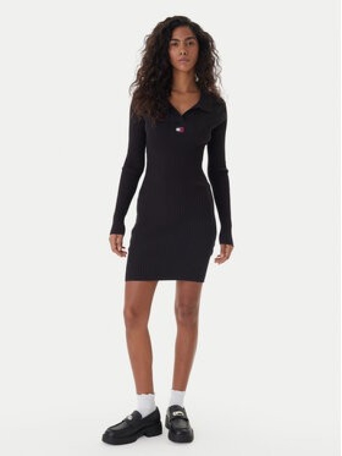 Tommy Jeans Sukienka dzianinowa Badge DW0DW22183 Czarny Slim Fit