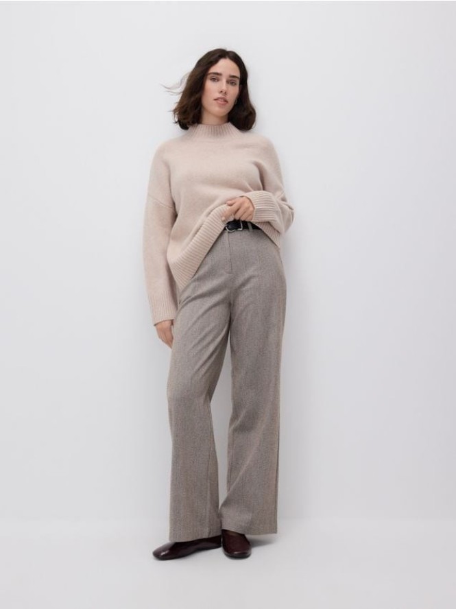 Spodnie z paskiem - brązowy