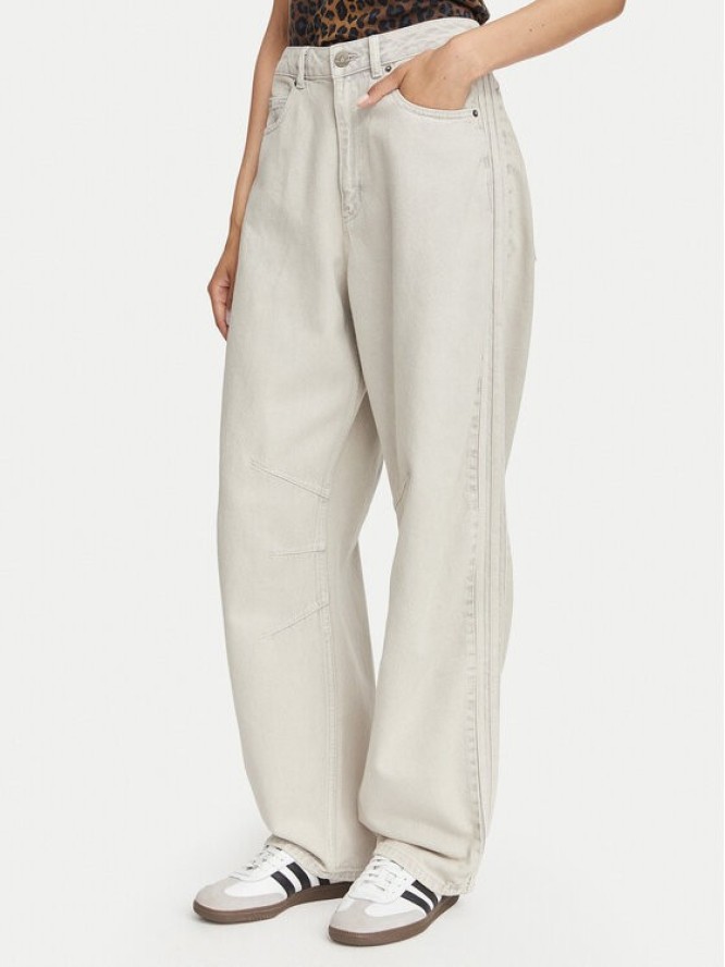 adidas Jeansy KQ6475 Szary jasny Barrel Fit