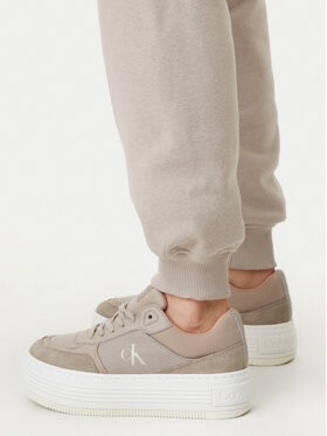 Calvin Klein Jeans Spodnie dresowe Raised J20J224841 Szary Relaxed Fit