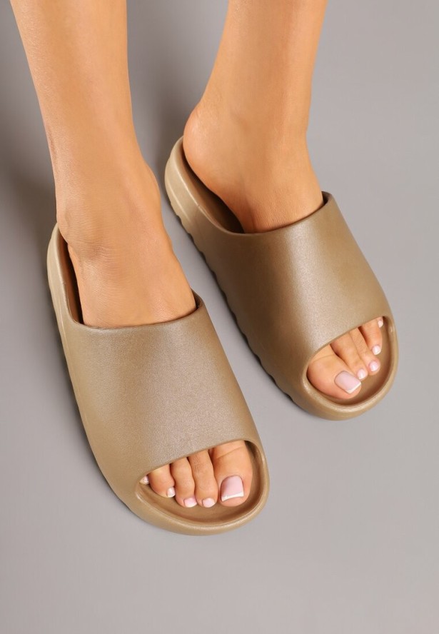 Ciemnobeżowe Basicowe Klapki Elliessa