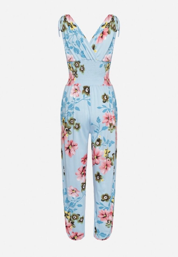 Jasnoniebieski Kombinezon w Kwiaty z Trójkątnym Dekoltem i Troczkami na Ramionach Benan