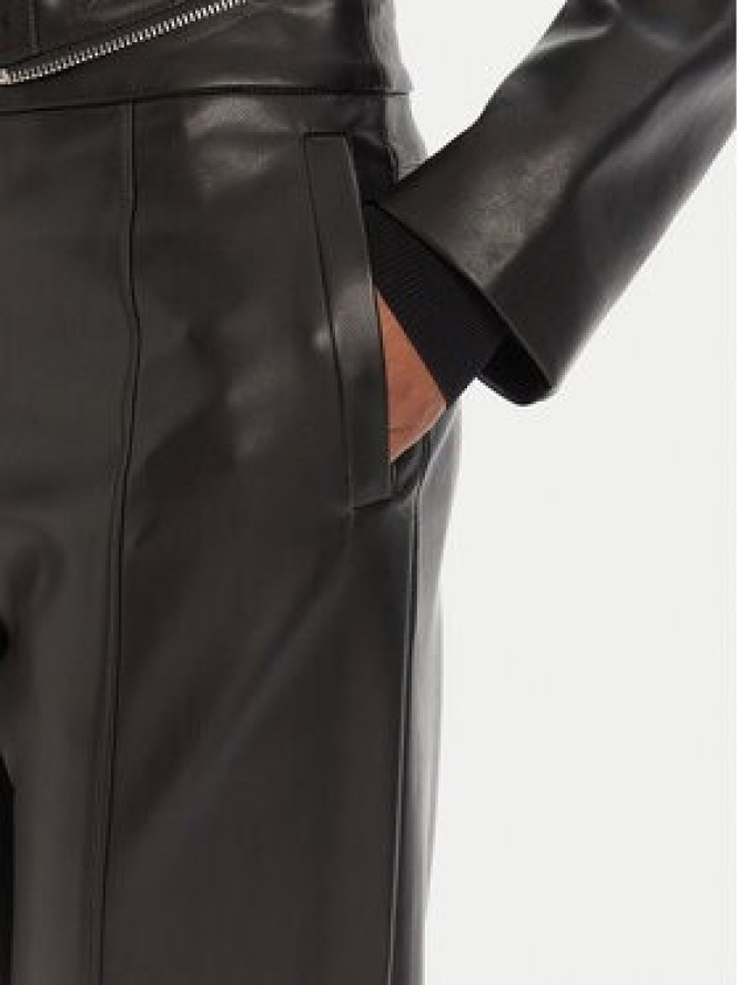KARL LAGERFELD Spodnie z imitacji skóry A3W10091 Czarny Straight Fit