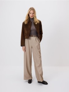 Luźne spodnie z paskiem - beżowy