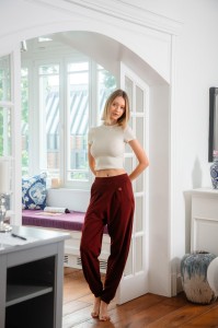 Spodnie do jogi Moonholi Moony Comfy Sweatpants z kieszeniami
