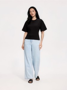 Taliowany t-shirt - czarny
