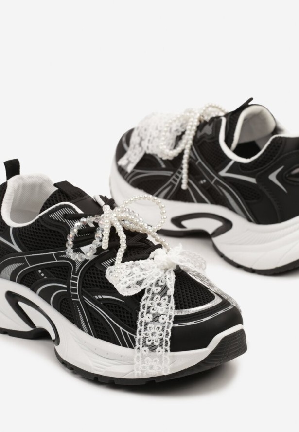 Czarne Sneakersy z Koralikami Kokardą i Geometrycznym Wzorem Sarivela