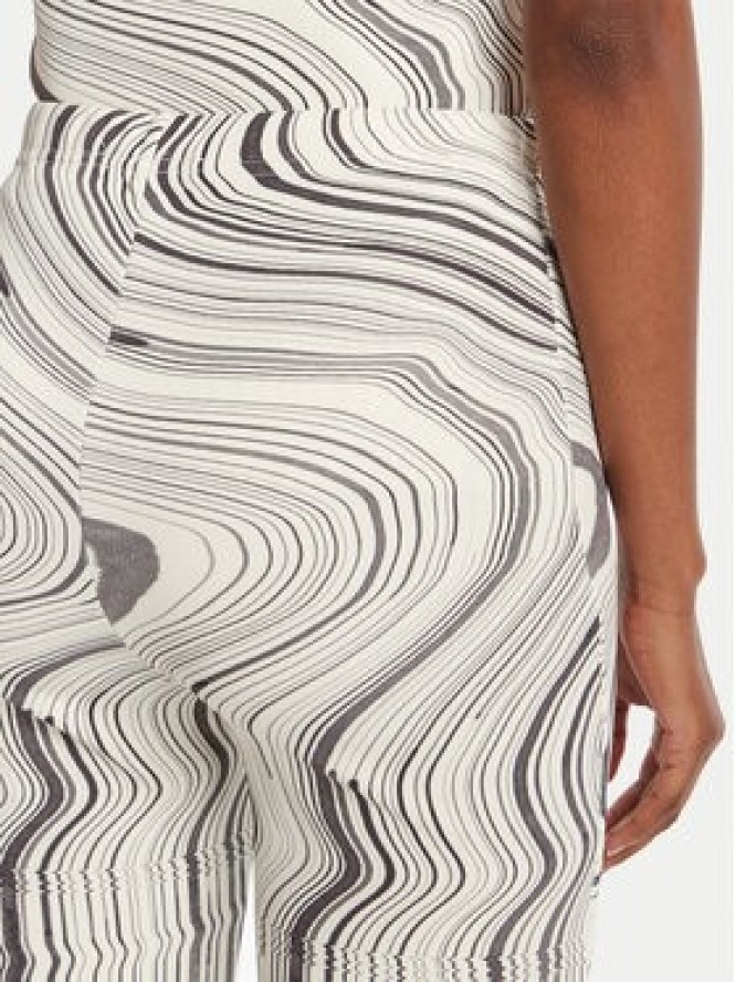 Desigual Spodnie materiałowe Chiara 25WWPK02 Écru Flare Fit