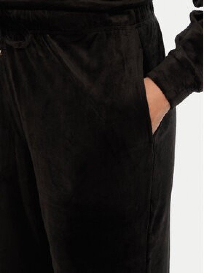 Pieces Spodnie dresowe Silli 17154432 Czarny Regular Fit