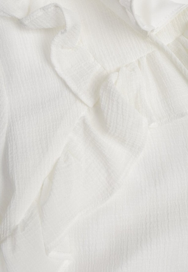 Biała Bluzka w Stylu Coquette z Falbankami i Wiązaniem przy Szyi Seathrina