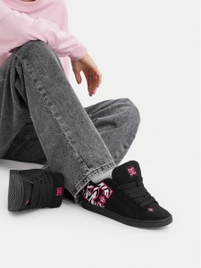 DC Shoes Sneakersy EO-COURT GRAFFIK DC01662966 Czarny