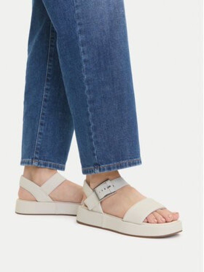 Clarks Sandały Alda Strap 26176258 Biały