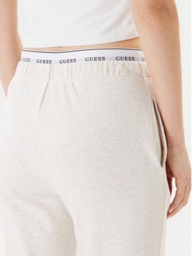Guess Spodnie dresowe O5RB01 KCO31 Beżowy Regular Fit