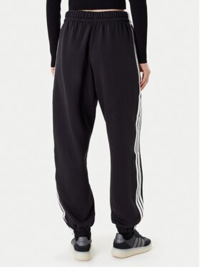 adidas Spodnie dresowe Essentials 3-Stripes Fleece JE1276 Czarny Loose Fit