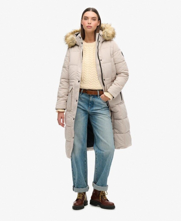 Długi pikowany płaszcz Everest od SUPERDRY