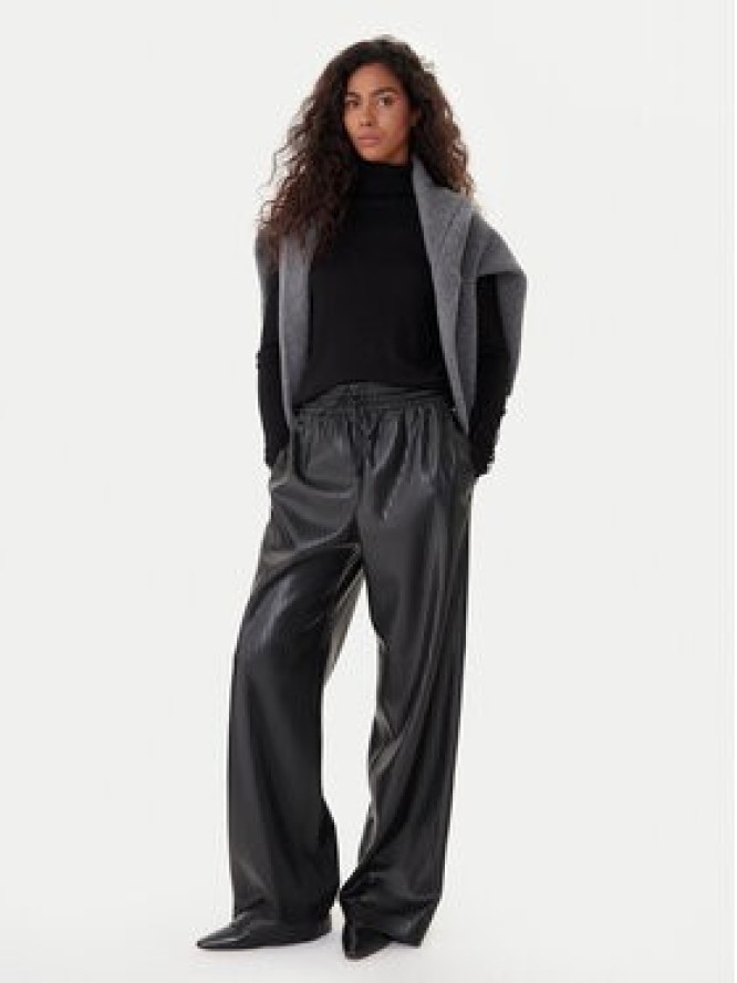 BOSS Spodnie z imitacji skóry Talpina 50548123 Czarny Relaxed Fit