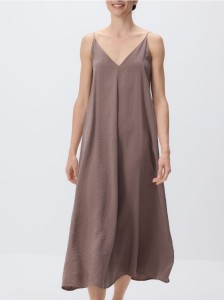 Sukienka na ramiączkach z modalem - brązowy