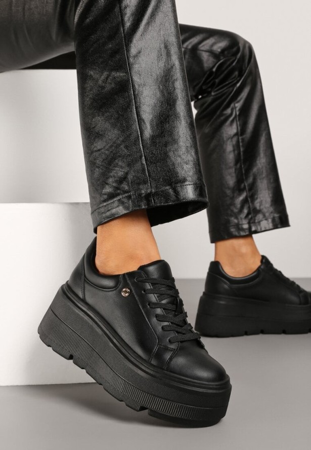 Czarne Sneakersy Vices na Grubej Podeszwie Tuliri