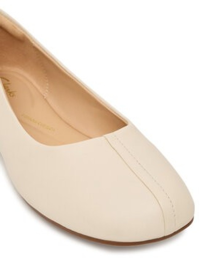 Clarks Baleriny Livia Lily 26186640 Écru