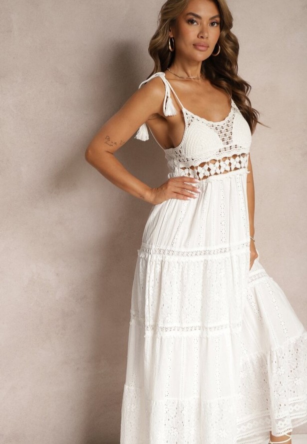 Biała Szydełkowa Sukienka Maxi z Ozdobnym Haftem i Falbanką Eshade