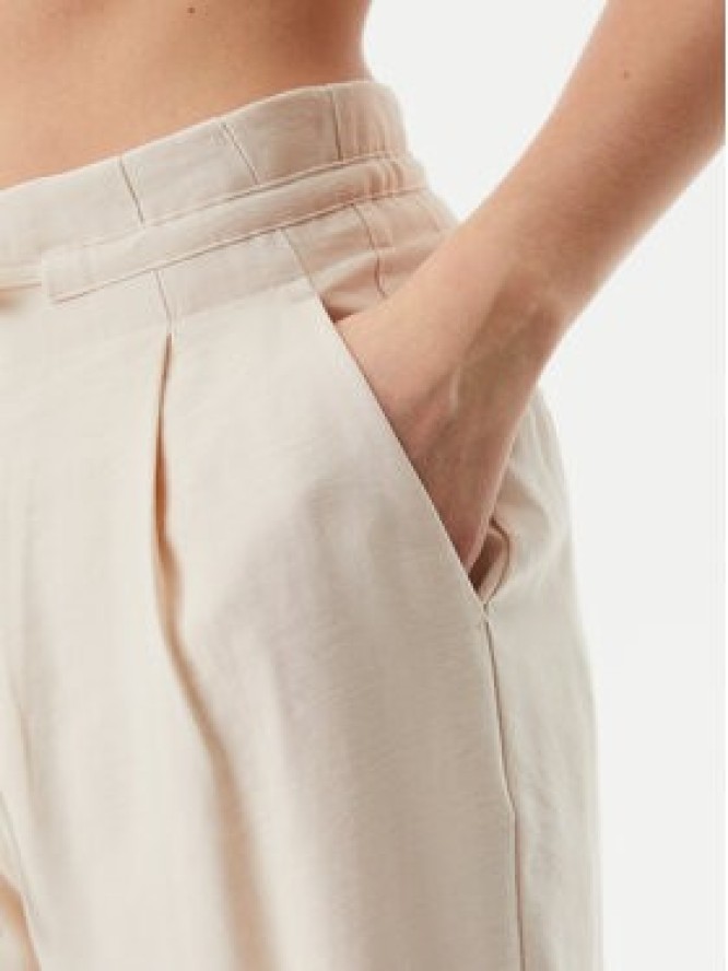 Calvin Klein Jeans Spodnie materiałowe J20J225339 Beżowy Straight Fit