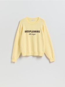 Sweter z haftowanym napisem - jasnożółty