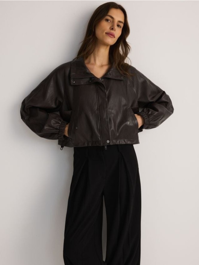 Kurtka z wysoką stójką - ciemnobrązowy