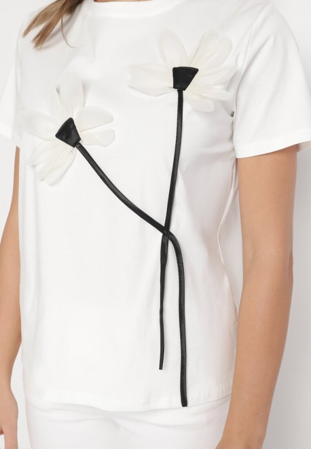 Biały T-shirt z Bawełny Ozdobiony Kwiatami Marionis