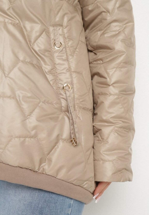Ciemnobeżowa Kurtka Pikowana o Pudełkowym Kroju z Kapturem Nusolea