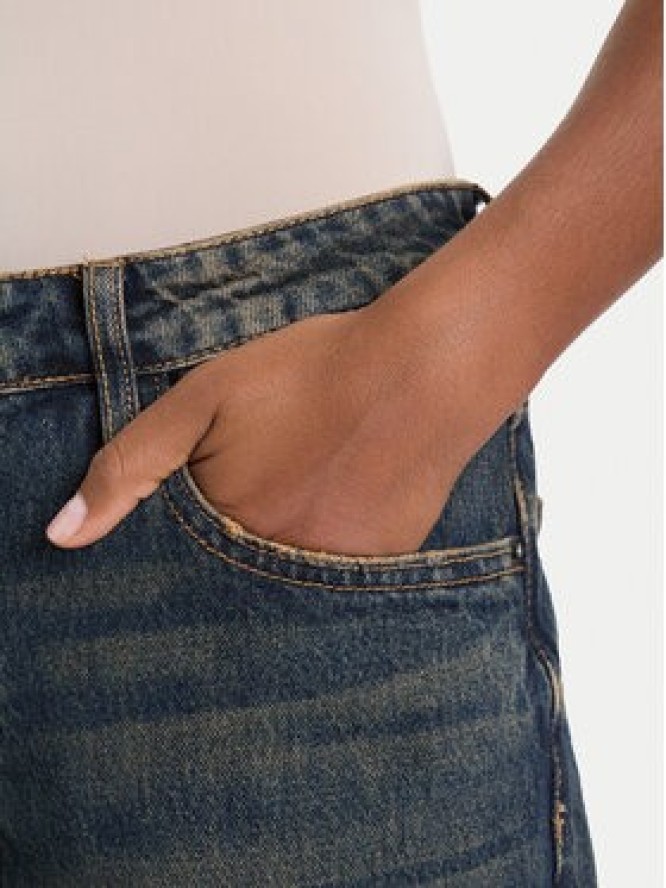 Guess Jeansy W5BA2J D4XYG Granatowy Regular Fit