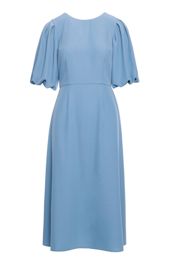 Elegancka sukienka koktajlowa z bufiastymi rękawami błękitna