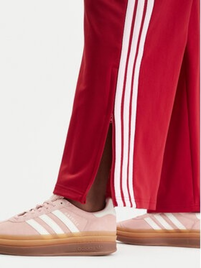 adidas Spodnie dresowe House Of Tiro KD4298 Czerwony Wide Leg