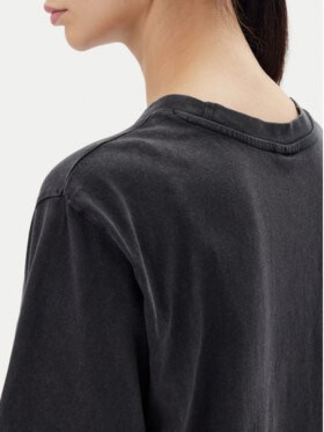 JDY T-Shirt Carla 15341561 Czarny Regular Fit