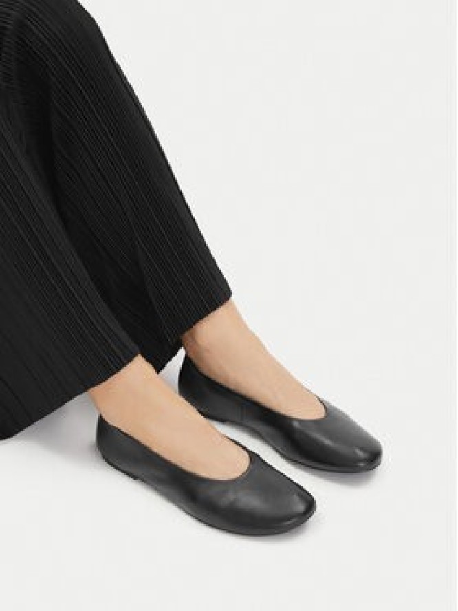 GINO ROSSI Baleriny C-V2127-241 Czarny