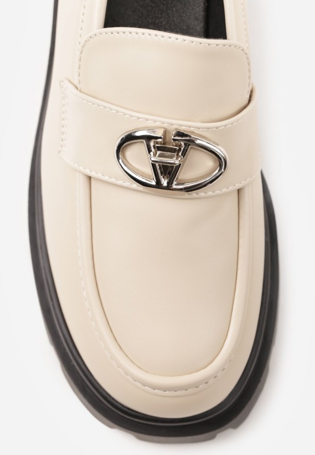 Beżowe Mokasyny na Grubej Podeszwie z Ozdobną Klamrą Kikirra