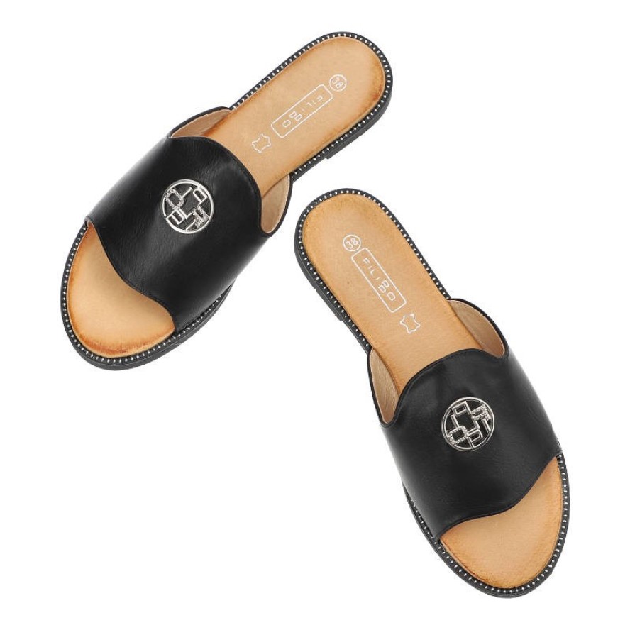 Czarne Klapki Filippo Wygodne Buty Damskie