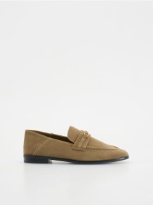 Zamszowe loafersy - oliwkowy